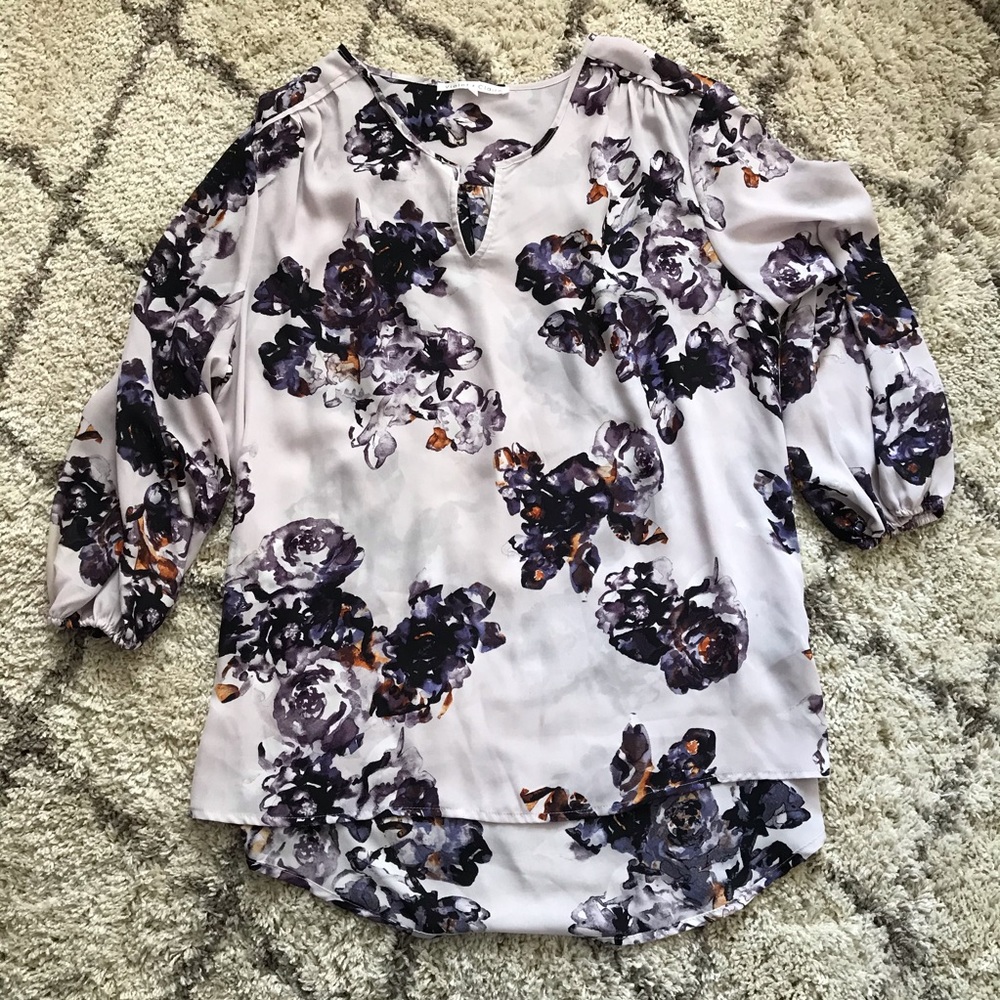 VIOLET + CLAIRE: XL floral top